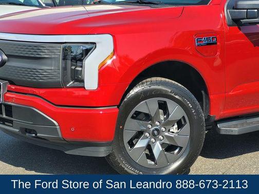 2025 Ford F-150 Lightning Flash