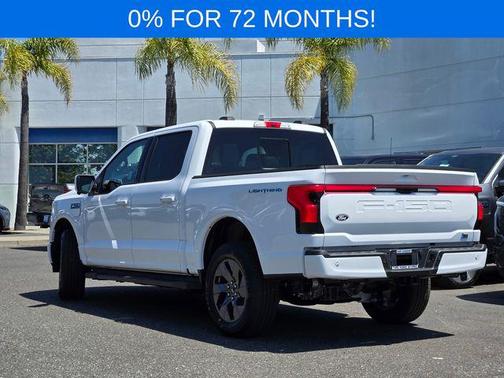 2025 Ford F-150 Lightning LARIAT