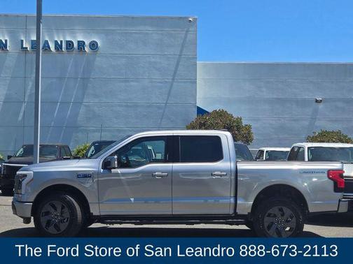 2025 Ford F-150 Lightning LARIAT