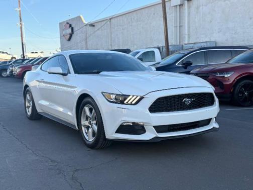 2017 Ford Mustang V6