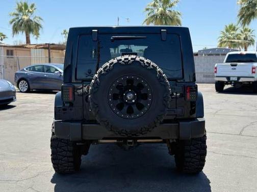 2012 Jeep Wrangler Unlimited Sahara