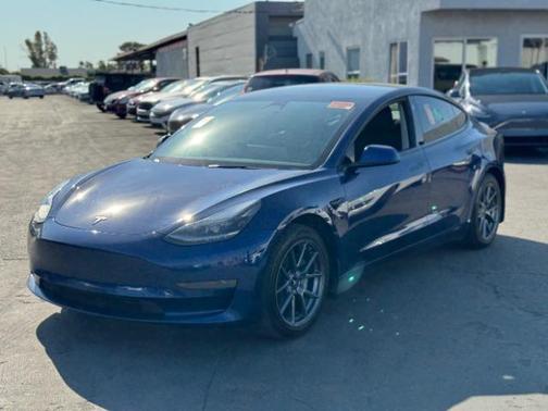 2022 Tesla Model 3 Standard Range