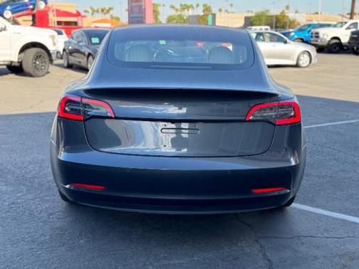 2018 Tesla Model 3 Mid Range