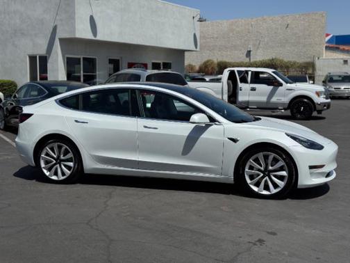 2020 Tesla Model 3 Long Range