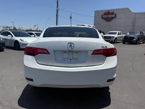 2014 Acura ILX 2.0L w/Premium Package