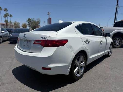 2014 Acura ILX 2.0L w/Premium Package