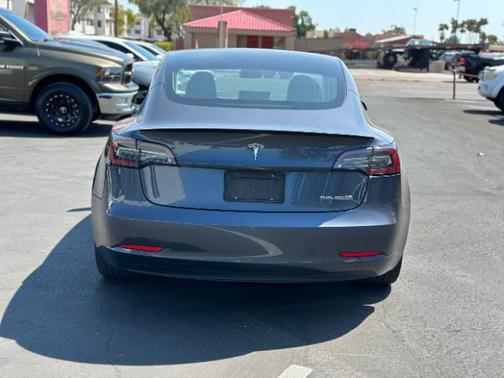 2020 Tesla Model 3 Performance