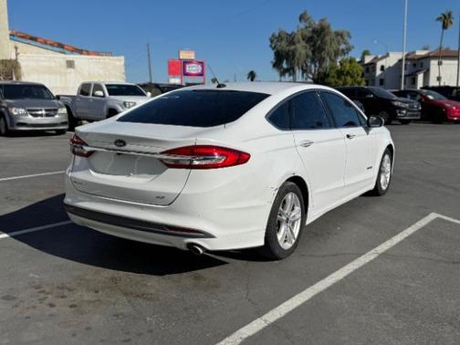 2018 Ford Fusion Hybrid SE