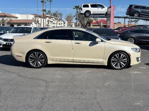 2018 Lincoln MKZ Hybrid Reserve