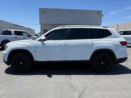 Pure White 2019 Volkswagen Atlas 3.6L SEL