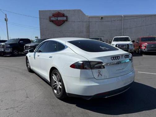 2013 Tesla Model S Signature Performance