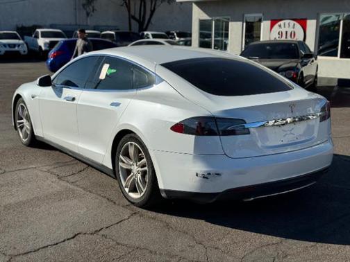 2013 Tesla Model S Signature Performance