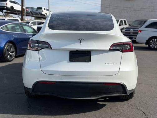 2020 Tesla Model Y Long Range Dual Motor All-Wheel Drive