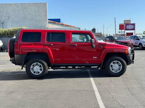 2010 Hummer H3 Base