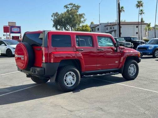 2010 Hummer H3 Base