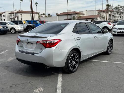 2015 Toyota Corolla S Plus