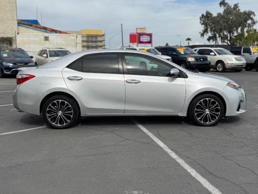 2015 Toyota Corolla S Plus