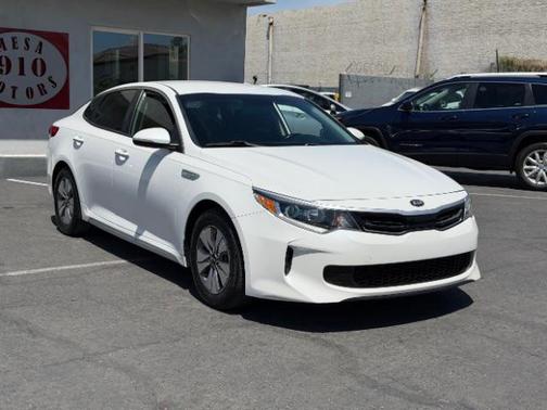 Snow White Pearl 2017 Kia Optima Hybrid Base