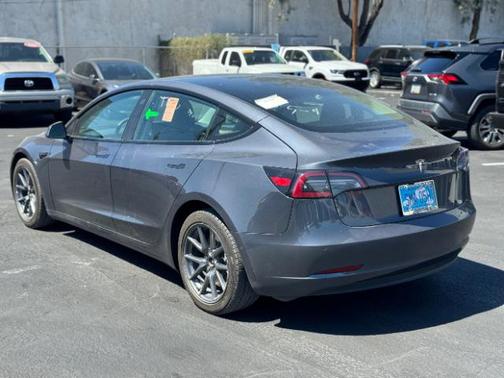 2022 Tesla Model 3 Standard Range