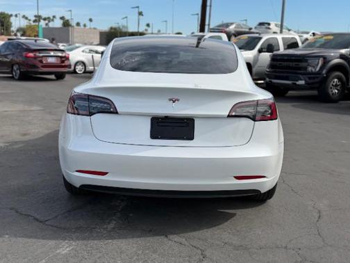 2023 Tesla Model 3 Standard Range