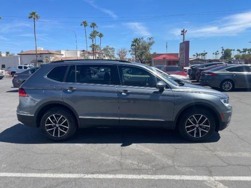 Grey 2021 Volkswagen Tiguan 2.0T SE