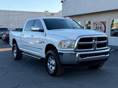 2018 RAM 2500 SLT Crew Cab 4x4 6'4' Box