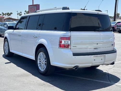 White Platinum Metallic Tri-Coat 2019 Ford Flex SEL