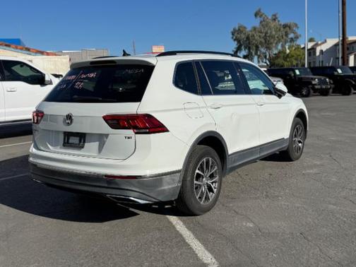 2018 Volkswagen Tiguan 2.0T SEL