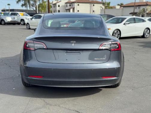 2018 Tesla Model 3 Performance