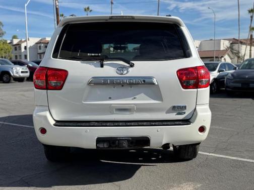 2016 Toyota Sequoia Platinum