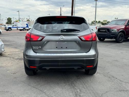 Gun Metallic 2019 Nissan Rogue Sport S