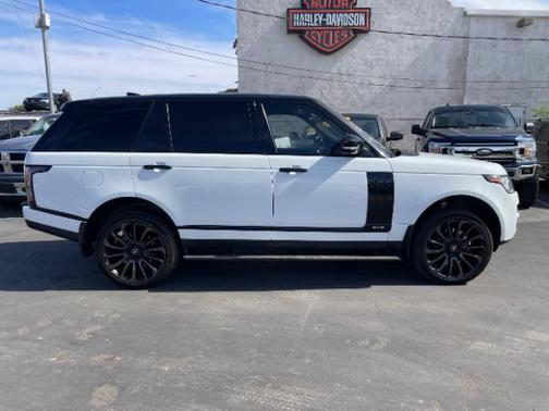 Fuji White 2017 Land Rover Range Rover 5.0L Supercharged