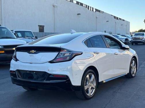 2017 Chevrolet Volt LT
