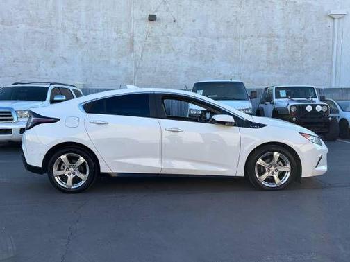 2017 Chevrolet Volt LT