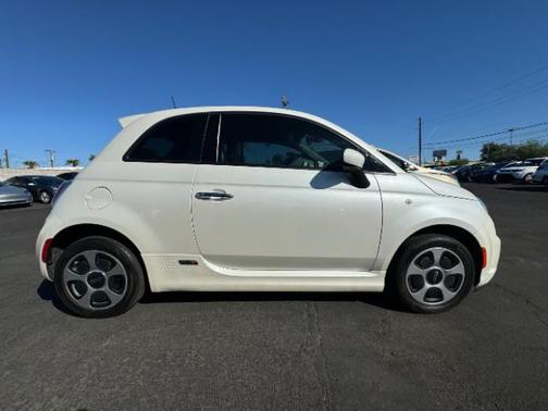 2017 FIAT 500e Battery Electric