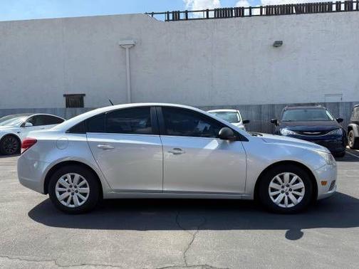 2011 Chevrolet Cruze LS