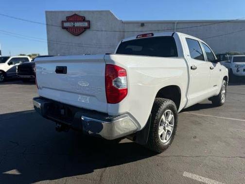 2015 Toyota Tundra SR5