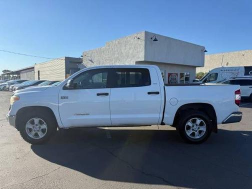 2015 Toyota Tundra SR5
