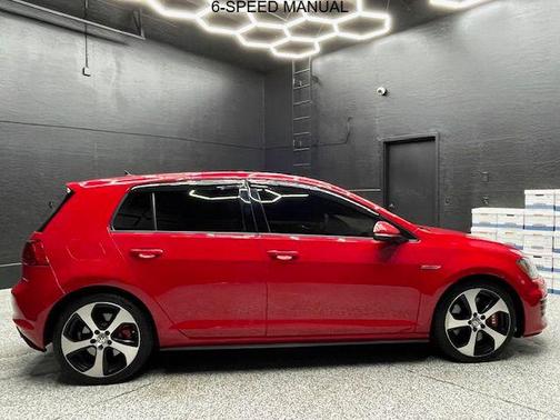 2016 Volkswagen Golf GTI 2.0T Autobahn w/Performance Package 4-Door