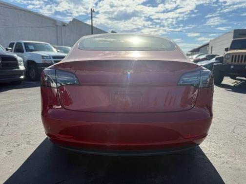 2020 Tesla Model 3 Standard Range Plus