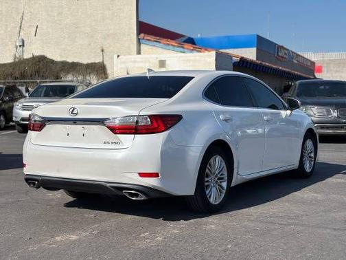 2018 Lexus ES 350 Base