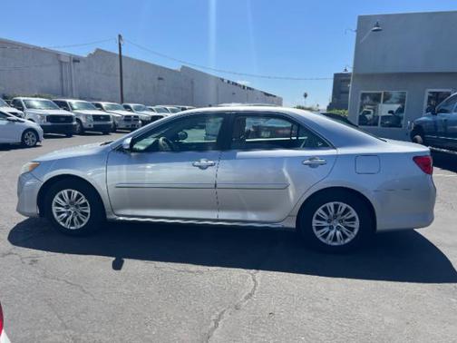 2014 Toyota Camry LE