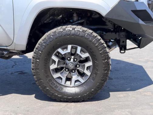 Silver Sky Metallic 2017 Toyota Tacoma TRD Sport