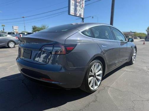 2018 Tesla Model 3 Performance