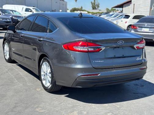 2019 Ford Fusion Hybrid SE