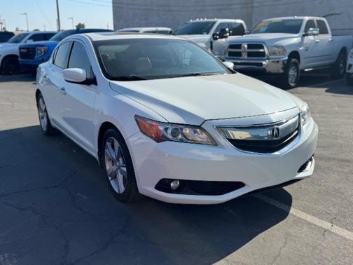 2014 Acura ILX 2.0L w/Premium Package