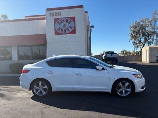 2014 Acura ILX 2.0L w/Premium Package