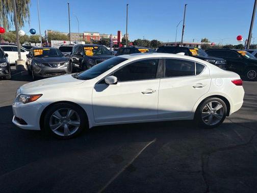 2014 Acura ILX 2.0L w/Premium Package