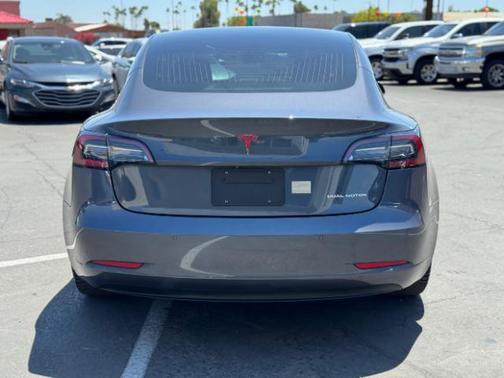2019 Tesla Model 3 Performance