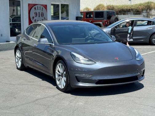 2019 Tesla Model 3 Performance